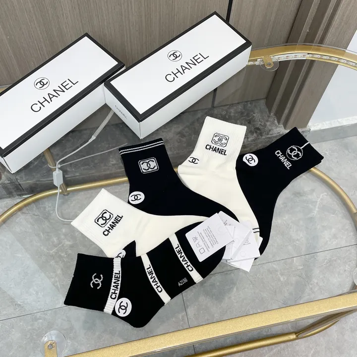 スーパーコピー シャネル 靴下