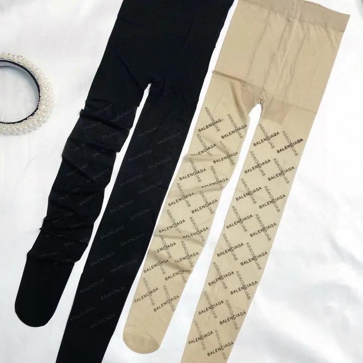 スーパーコピー バレンシアガ 靴下