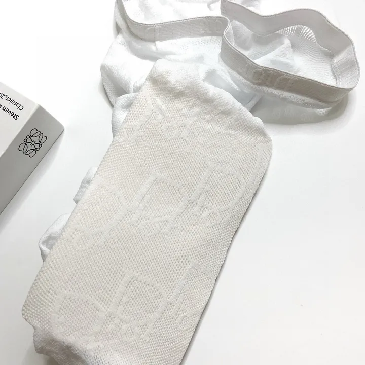 スーパーコピー ディオール 靴下