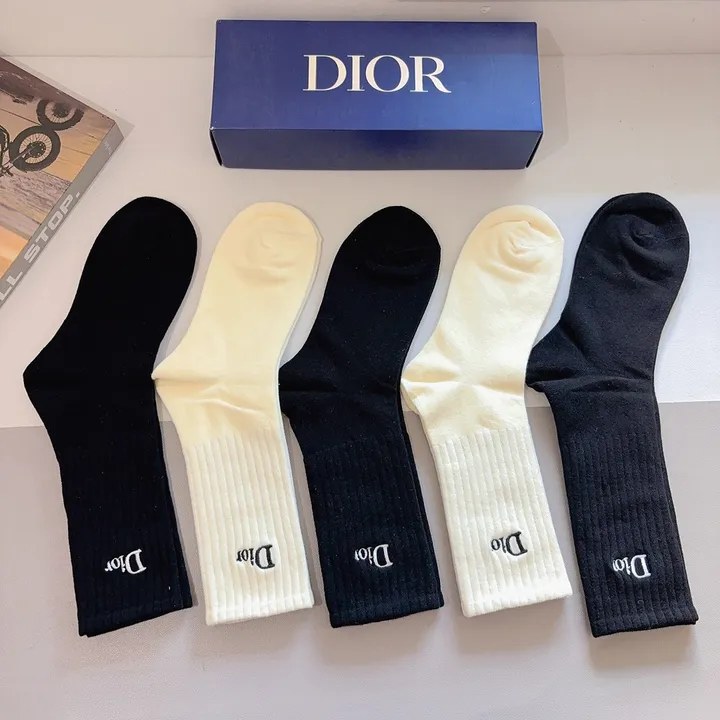 スーパーコピー ディオール 靴下