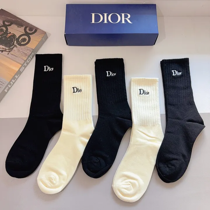 スーパーコピー ディオール 靴下