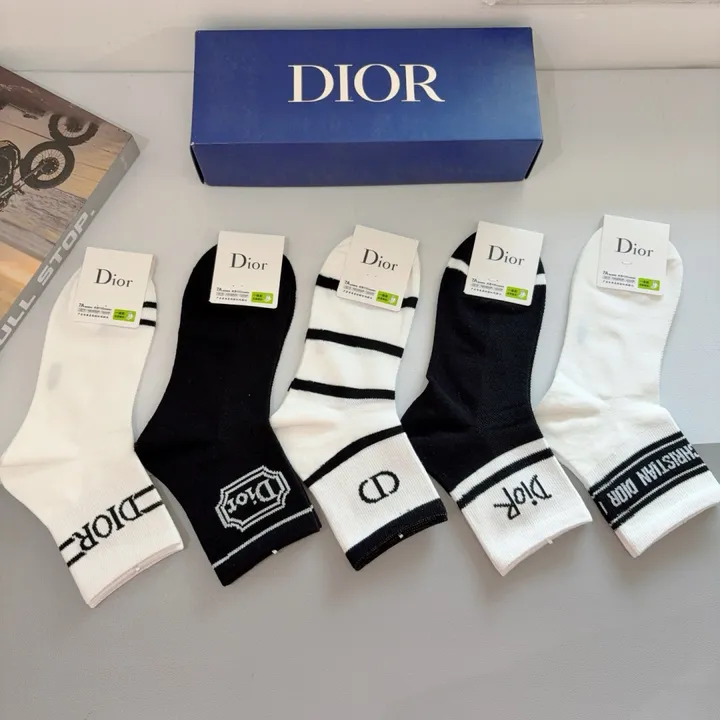 スーパーコピー ディオール 靴下