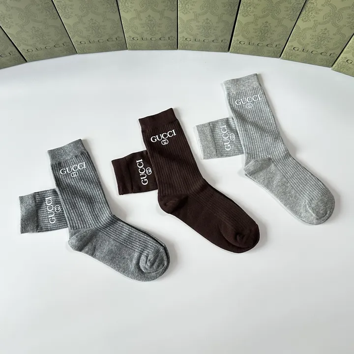 スーパーコピー グッチ 靴下