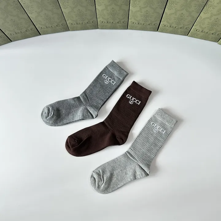 スーパーコピー グッチ 靴下