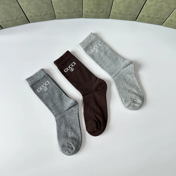 スーパーコピー グッチ 靴下
