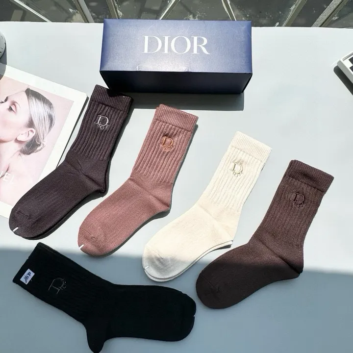 スーパーコピー ディオール 靴下