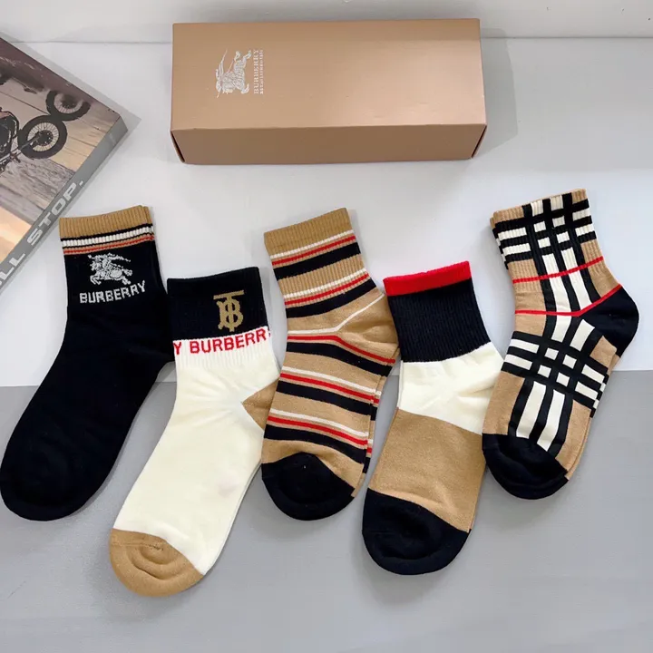 スーパーコピー プラダ 靴下