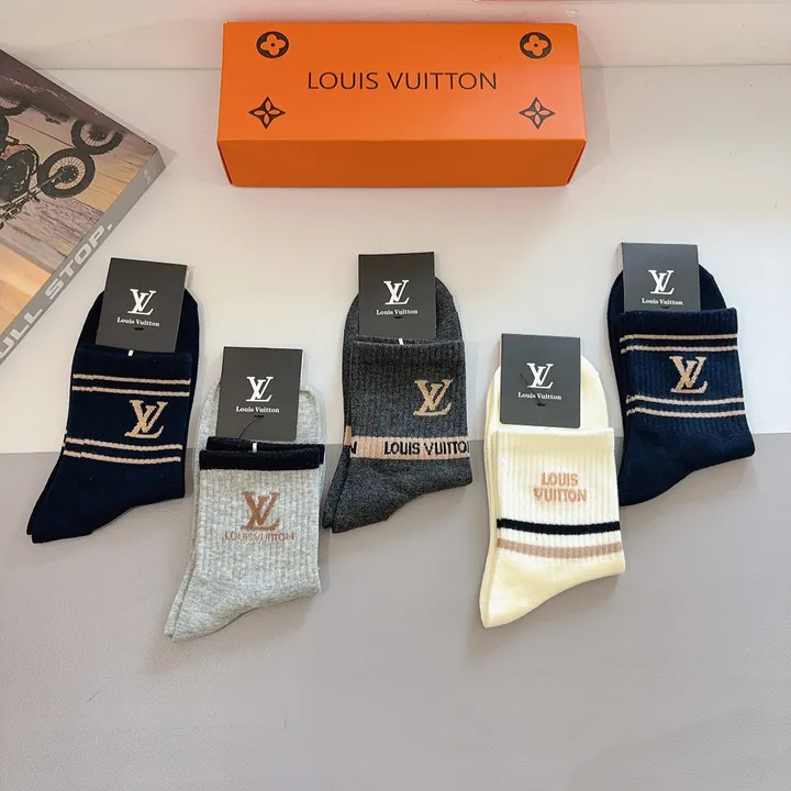 スーパーコピー ルイヴィトン 靴下
