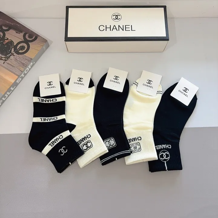 スーパーコピー シャネル 靴下