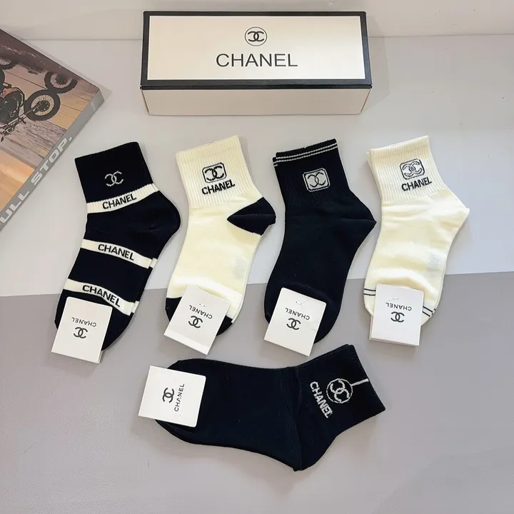 スーパーコピー シャネル 靴下