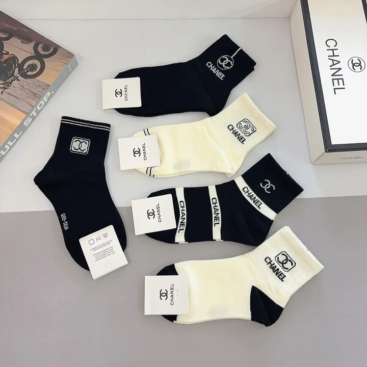 スーパーコピー シャネル 靴下