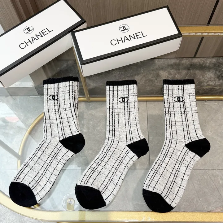 スーパーコピー シャネル 靴下