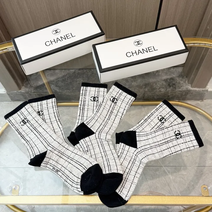 スーパーコピー シャネル 靴下