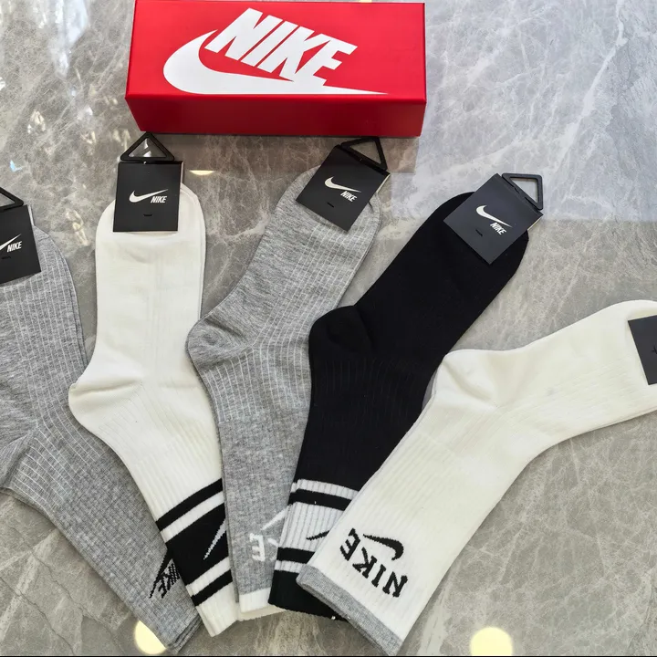 スーパーコピー ナイキ 靴下