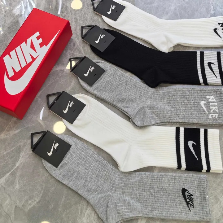 スーパーコピー ナイキ 靴下