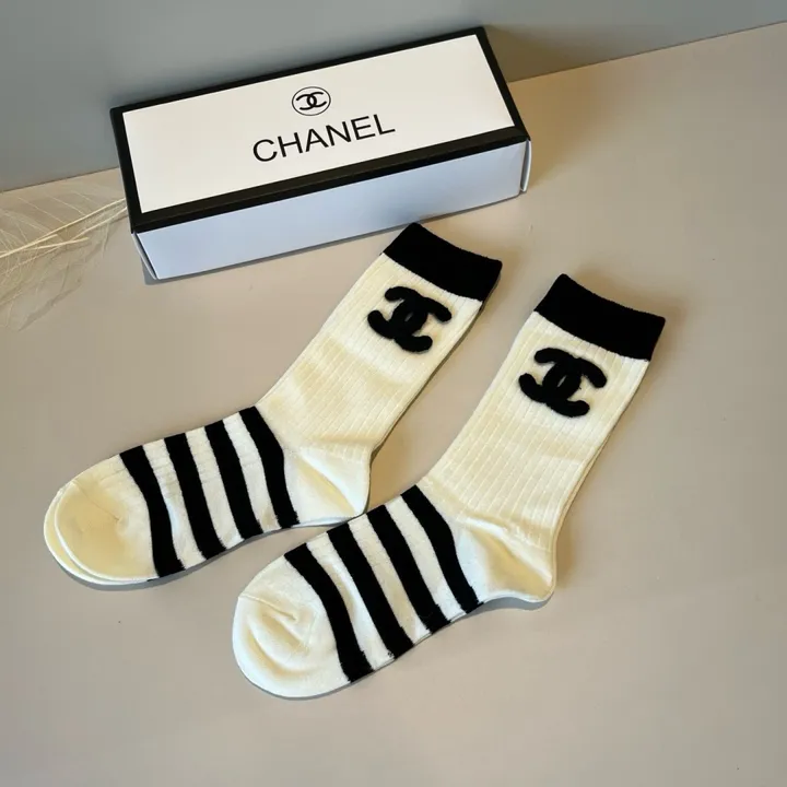 スーパーコピー シャネル 靴下