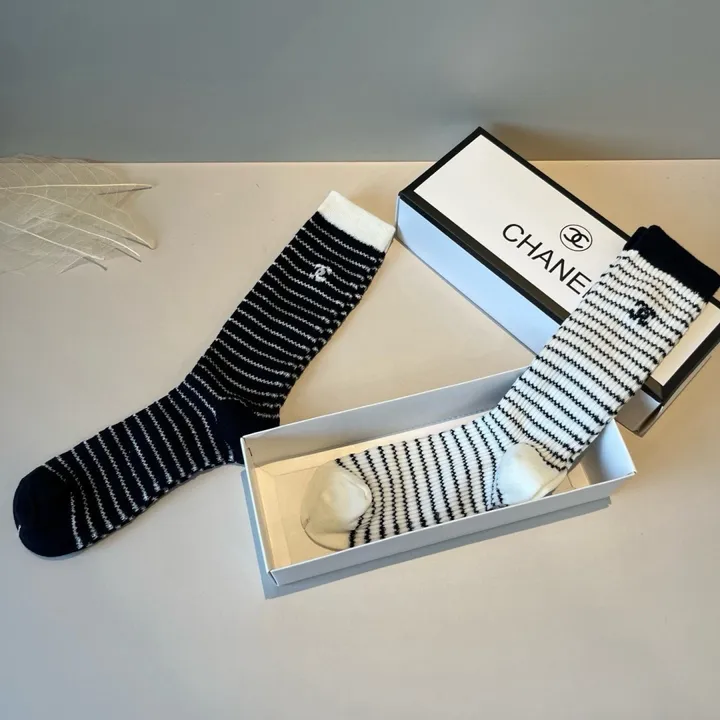 スーパーコピー シャネル 靴下