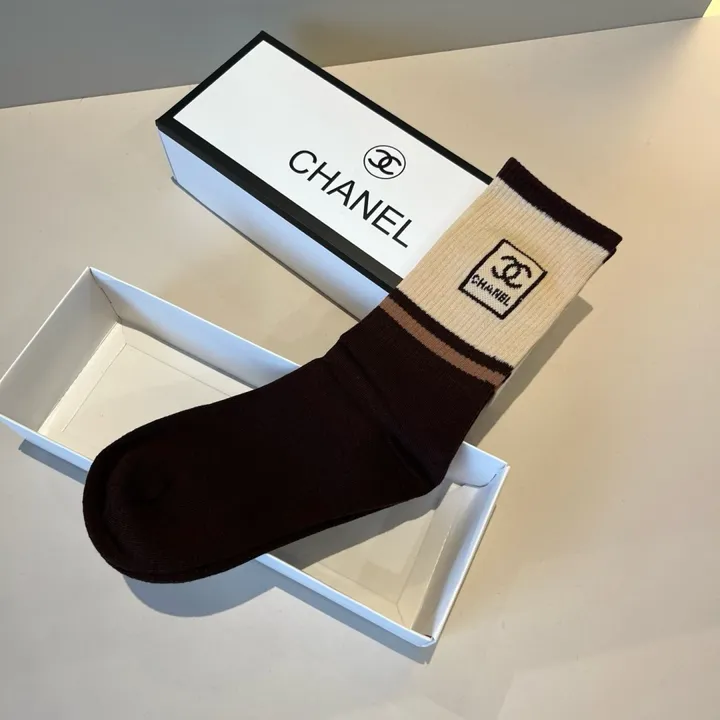 スーパーコピー シャネル 靴下