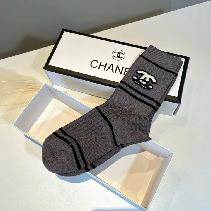 スーパーコピー シャネル 靴下