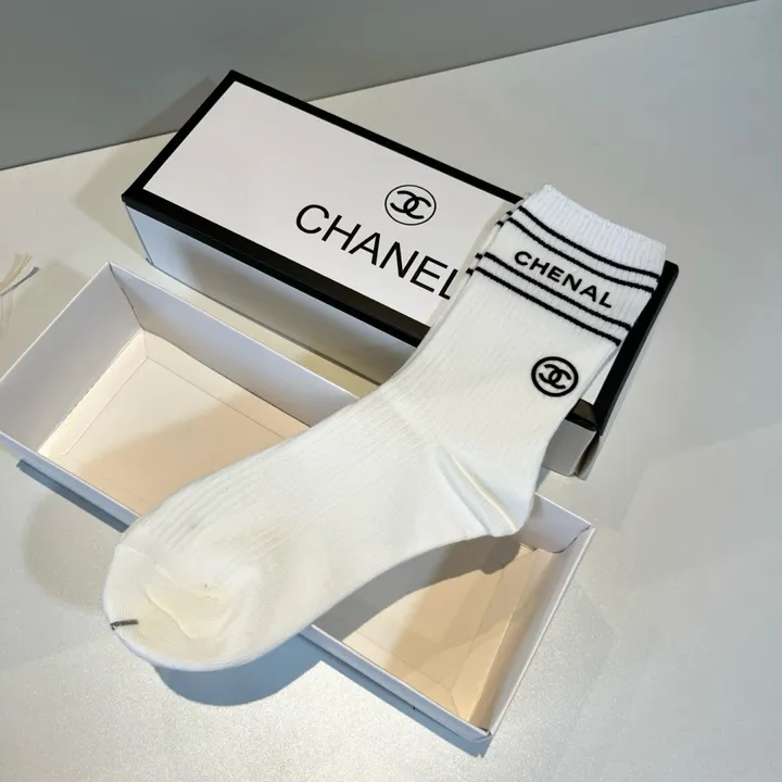 スーパーコピー シャネル 靴下