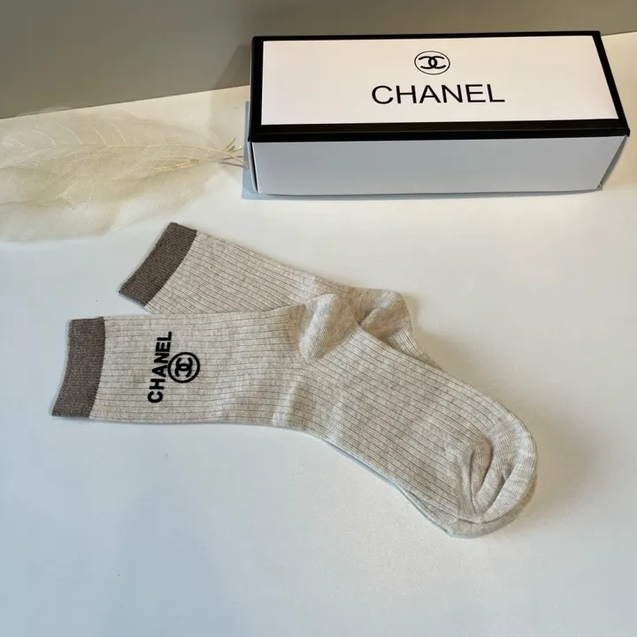 スーパーコピー シャネル 靴下