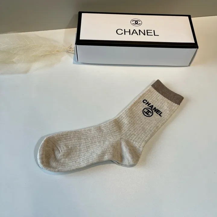 スーパーコピー シャネル 靴下