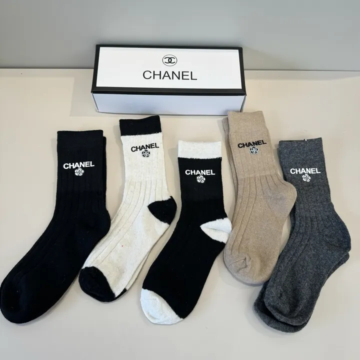 スーパーコピー シャネル 靴下
