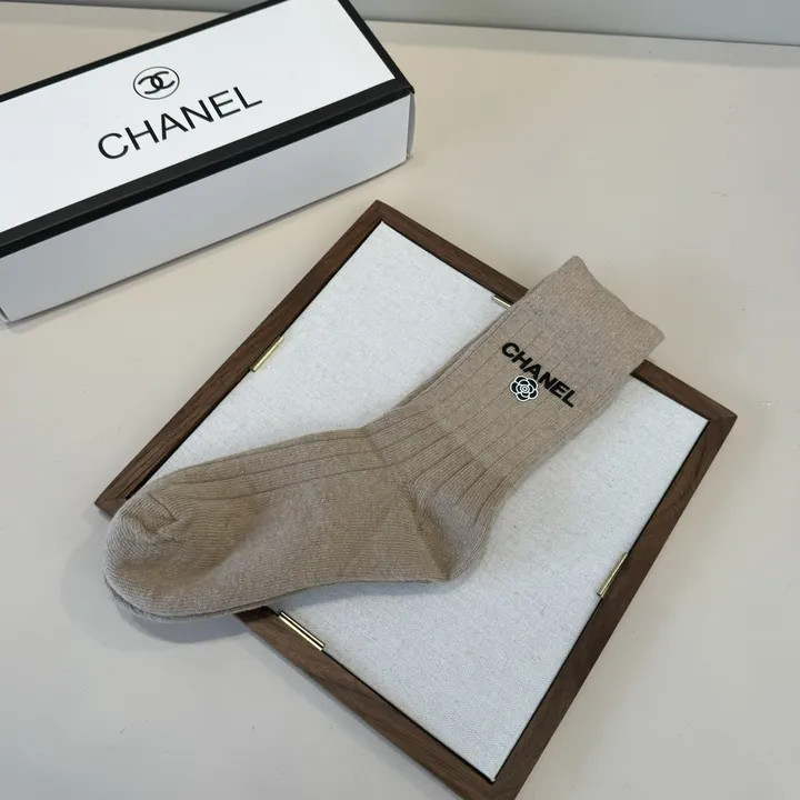 スーパーコピー シャネル 靴下