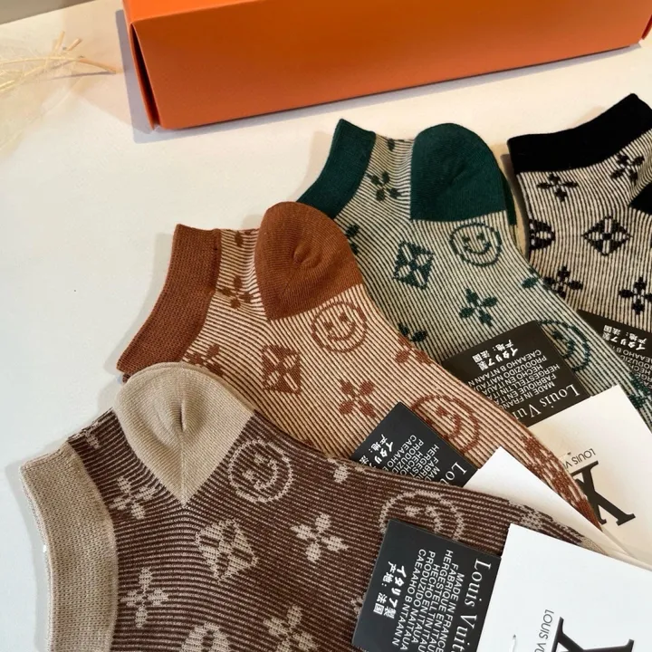 スーパーコピー ルイヴィトン 靴下