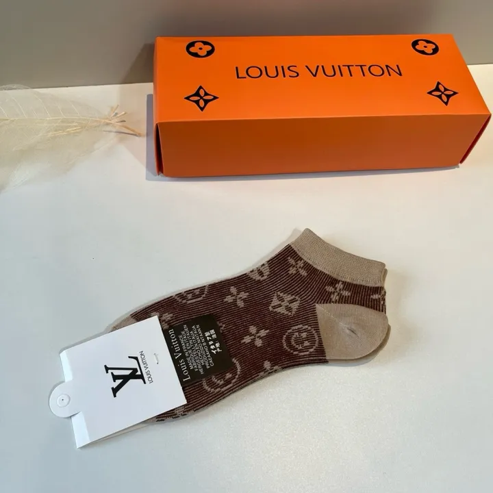 スーパーコピー ルイヴィトン 靴下