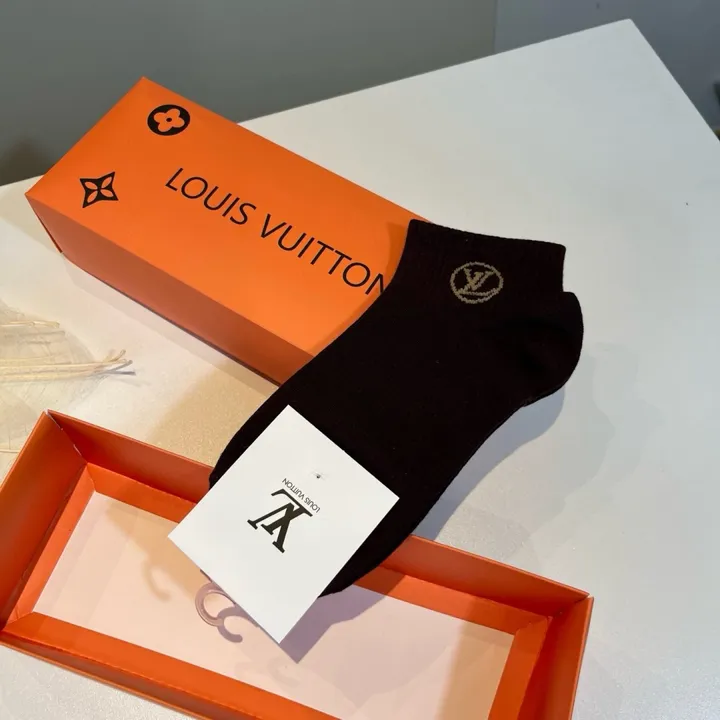 スーパーコピー ルイヴィトン 靴下