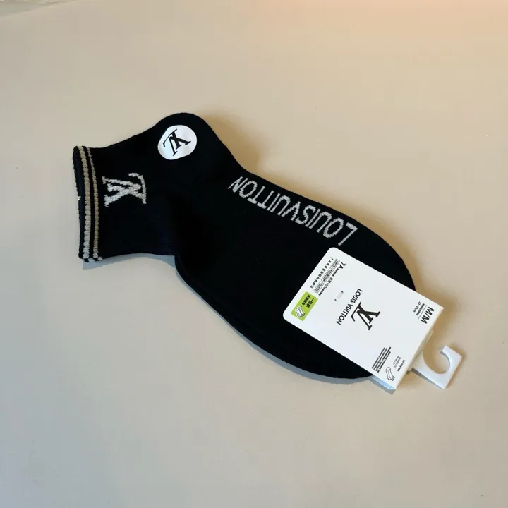 スーパーコピー ルイヴィトン 靴下