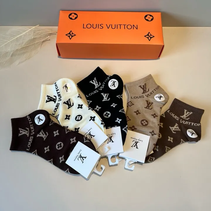スーパーコピー ルイヴィトン 靴下