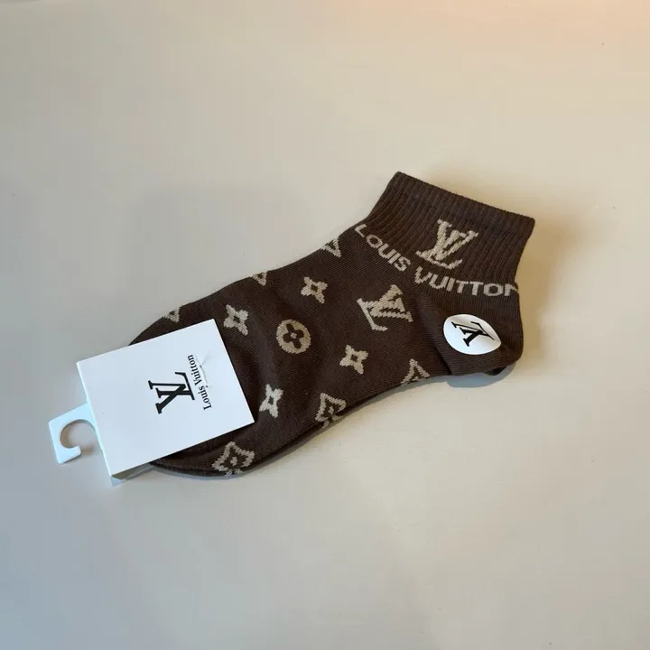 スーパーコピー ルイヴィトン 靴下
