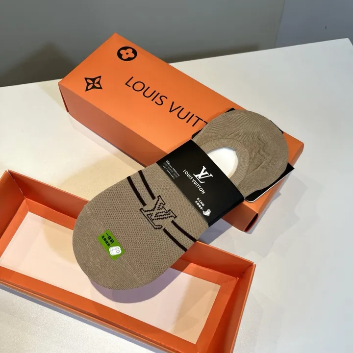 スーパーコピー ルイヴィトン 靴下