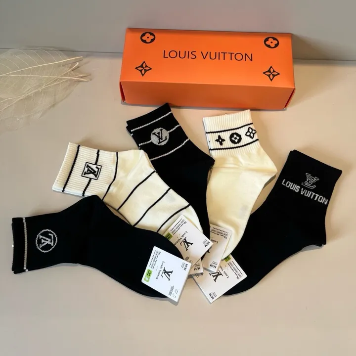 スーパーコピー ルイヴィトン 靴下