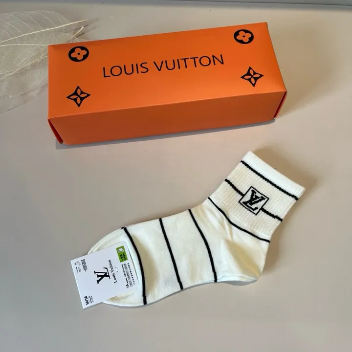 スーパーコピー ルイヴィトン 靴下