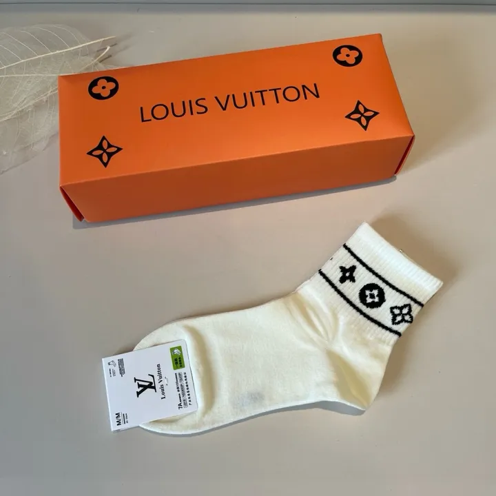 スーパーコピー ルイヴィトン 靴下