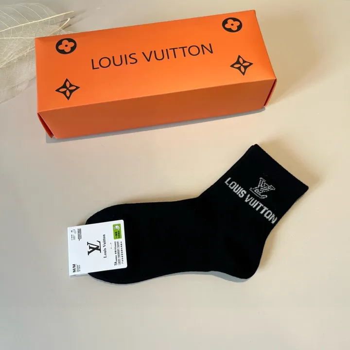 スーパーコピー ルイヴィトン 靴下