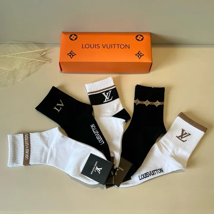 スーパーコピー ルイヴィトン 靴下