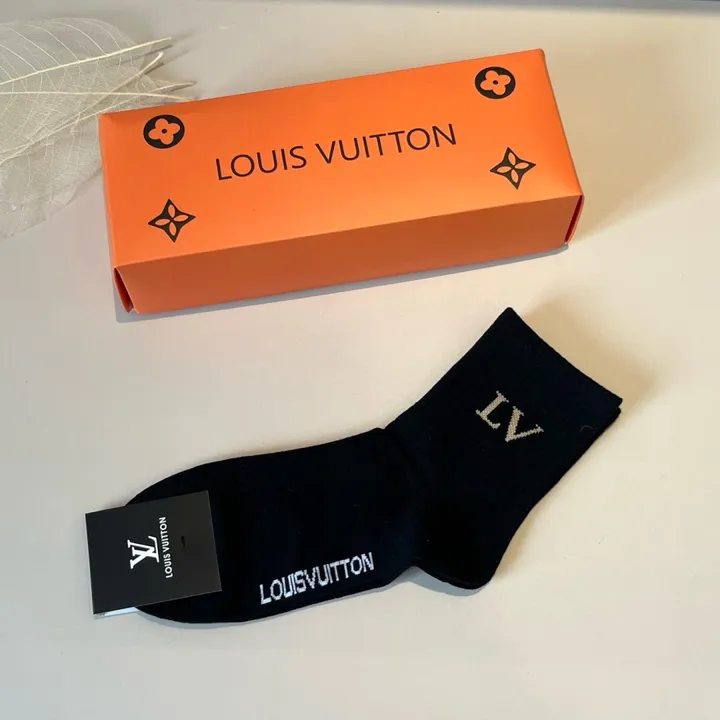 スーパーコピー ルイヴィトン 靴下