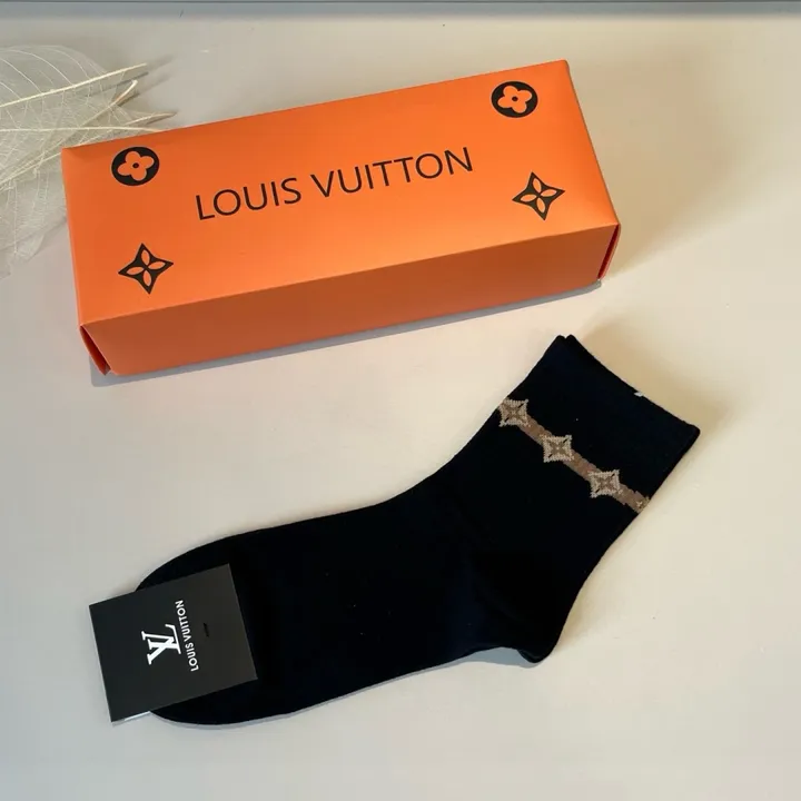 スーパーコピー ルイヴィトン 靴下