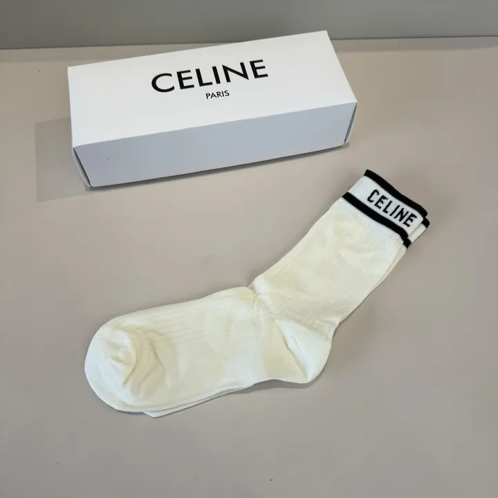 スーパーコピー セリーヌ 靴下
