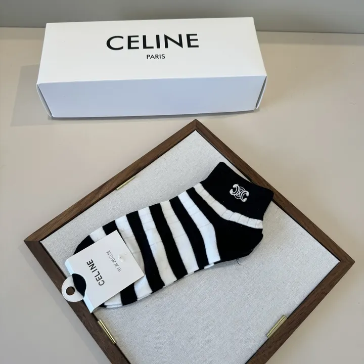 スーパーコピー セリーヌ 靴下