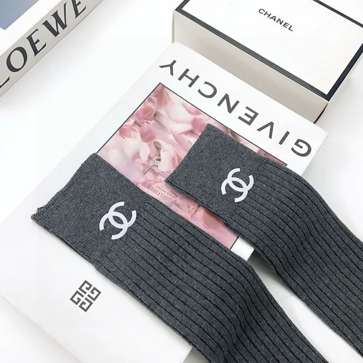 スーパーコピー シャネル 靴下