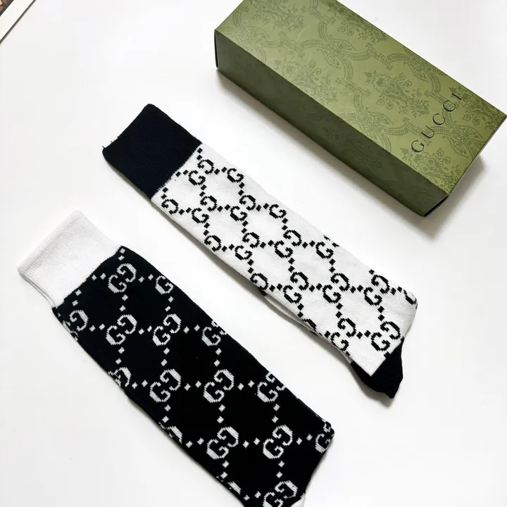 スーパーコピー グッチ 靴下