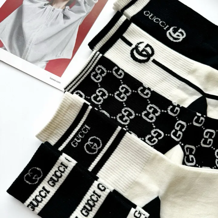 スーパーコピー グッチ 靴下