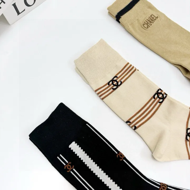 スーパーコピー シャネル 靴下