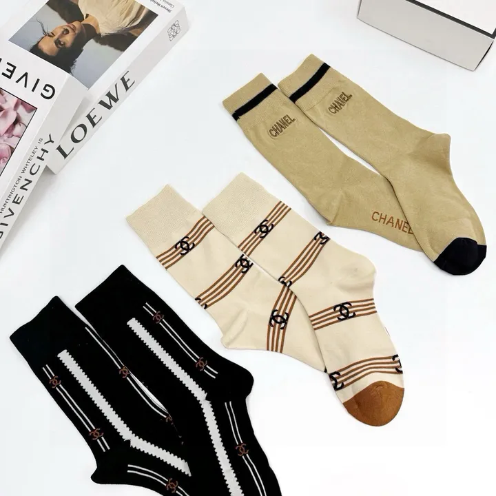 スーパーコピー シャネル 靴下