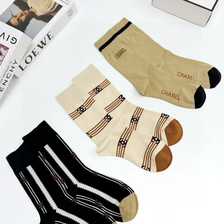 スーパーコピー シャネル 靴下